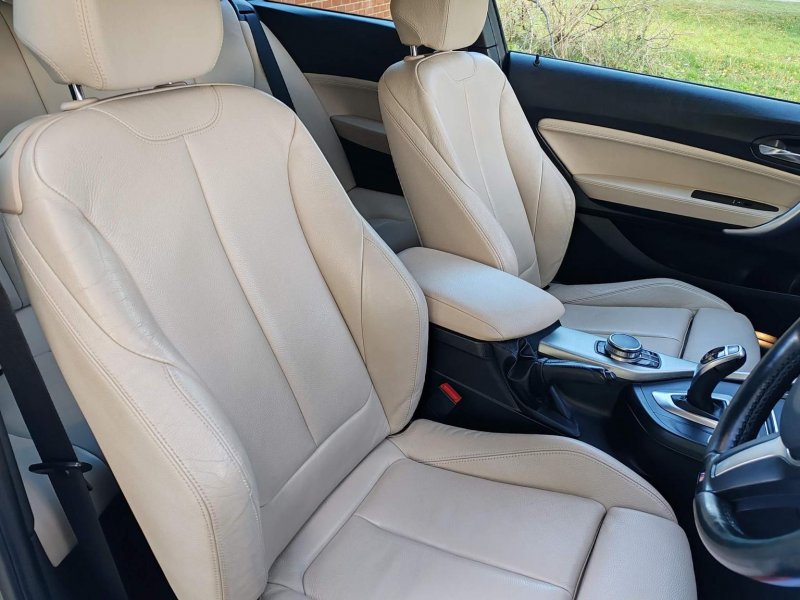 BMW 1 SERIES