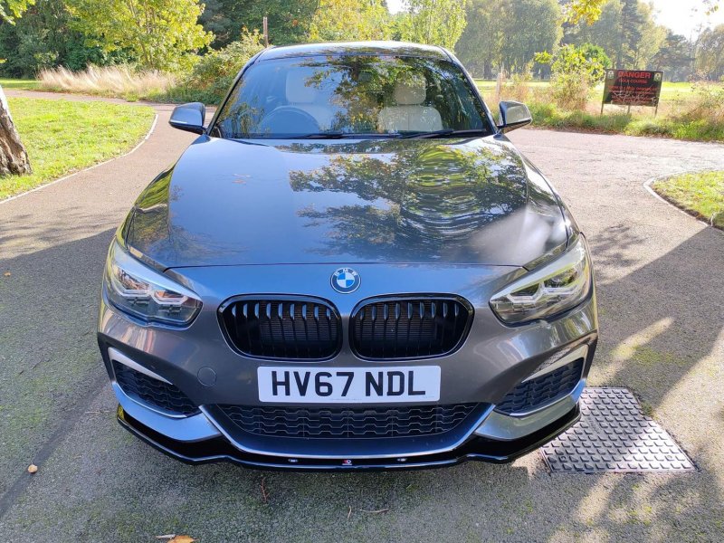 BMW 1 SERIES