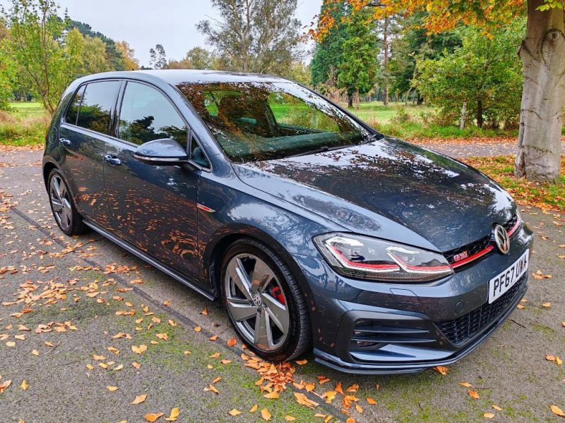 View VOLKSWAGEN GOLF 2.0 TSI GTI DSG Euro 6 (s/s) 5dr