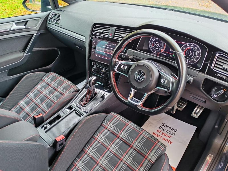 View VOLKSWAGEN GOLF 2.0 TSI GTI DSG Euro 6 (s/s) 5dr