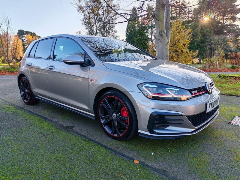 View VOLKSWAGEN GOLF 2.0 TSI GTI Performance DSG Euro 6 (s/s) 5dr
