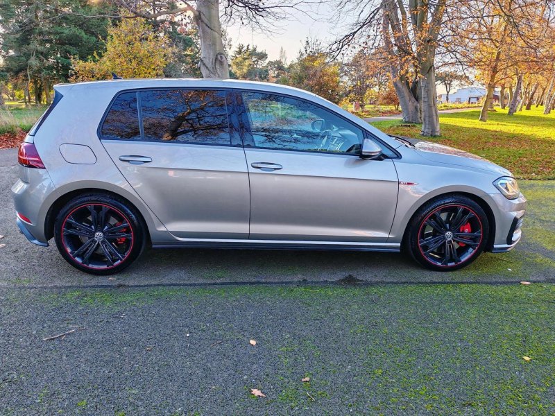 View VOLKSWAGEN GOLF 2.0 TSI GTI Performance DSG Euro 6 (s/s) 5dr