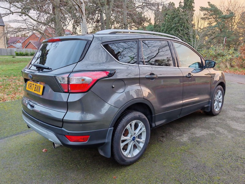FORD KUGA