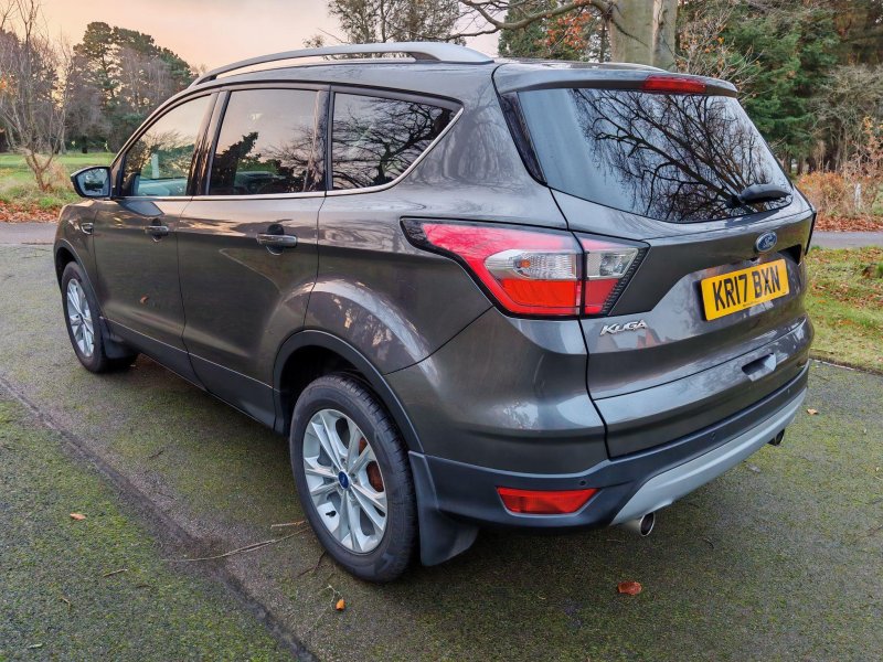 FORD KUGA