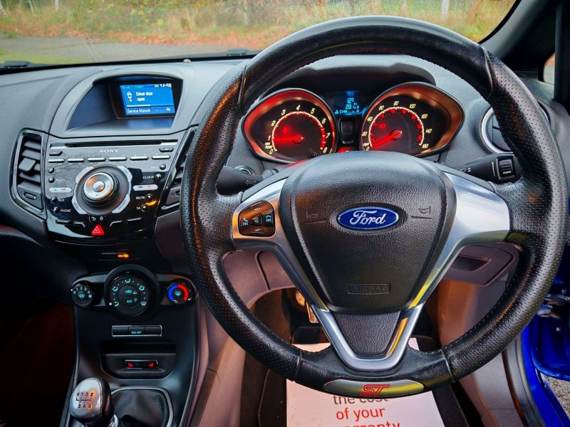 FORD FIESTA