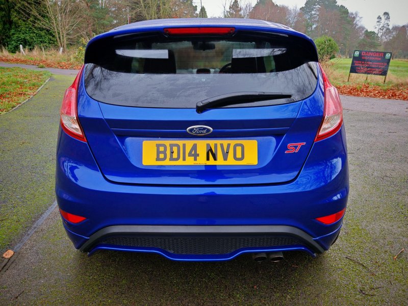 FORD FIESTA