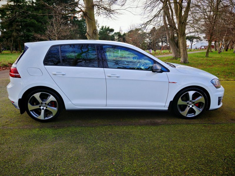 View VOLKSWAGEN GOLF 2.0 TSI BlueMotion Tech GTI DSG Euro 6 (s/s) 5dr