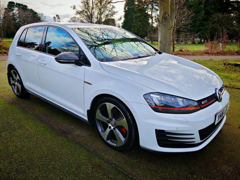 View VOLKSWAGEN GOLF 2.0 TSI BlueMotion Tech GTI DSG Euro 6 (s/s) 5dr