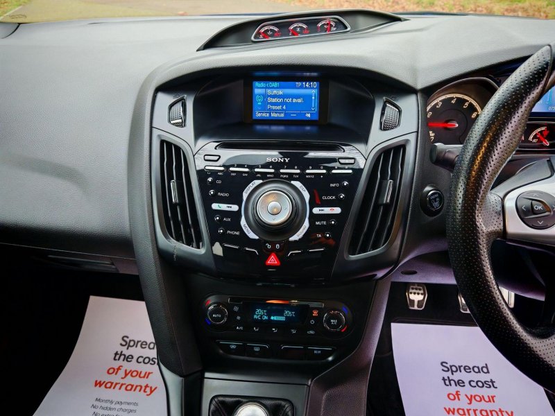 FORD FOCUS