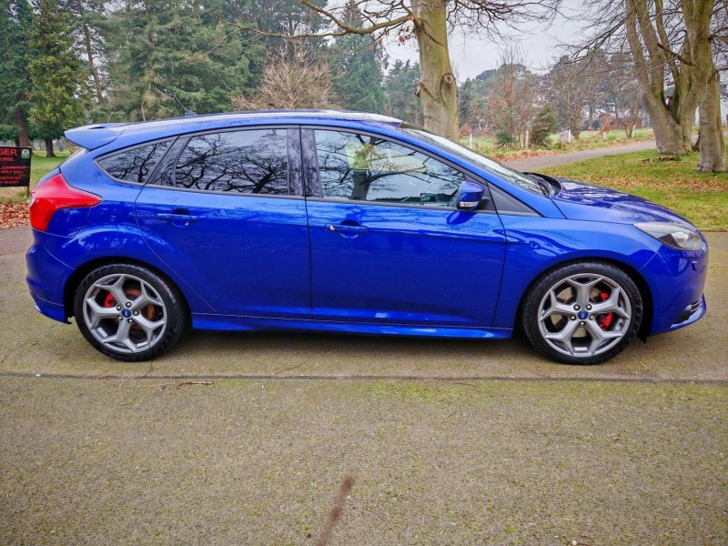 View FORD FOCUS 2.0T EcoBoost ST-3 Euro 5 (s/s) 5dr