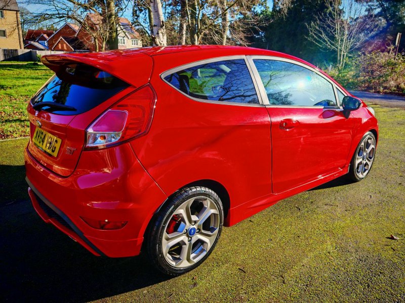 FORD FIESTA