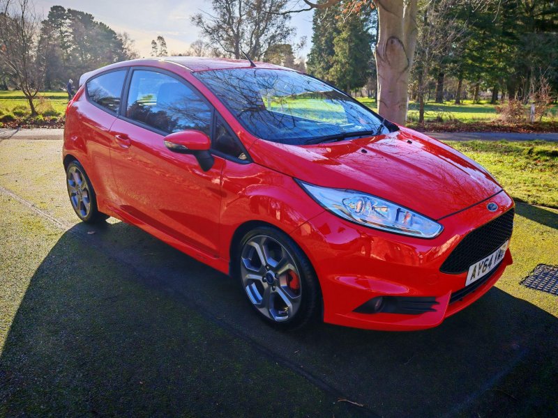 View FORD FIESTA 1.6T EcoBoost ST-2 Euro 5 3dr