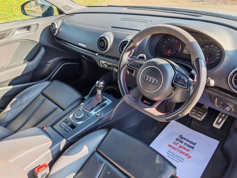 AUDI RS3