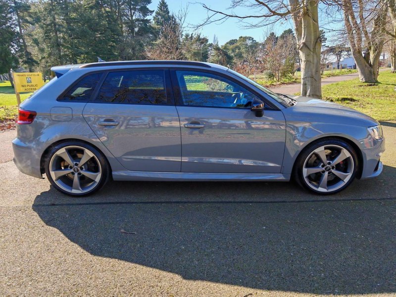 AUDI RS3