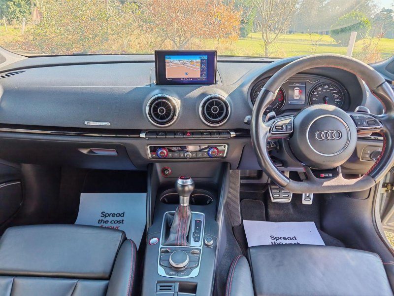 AUDI RS3