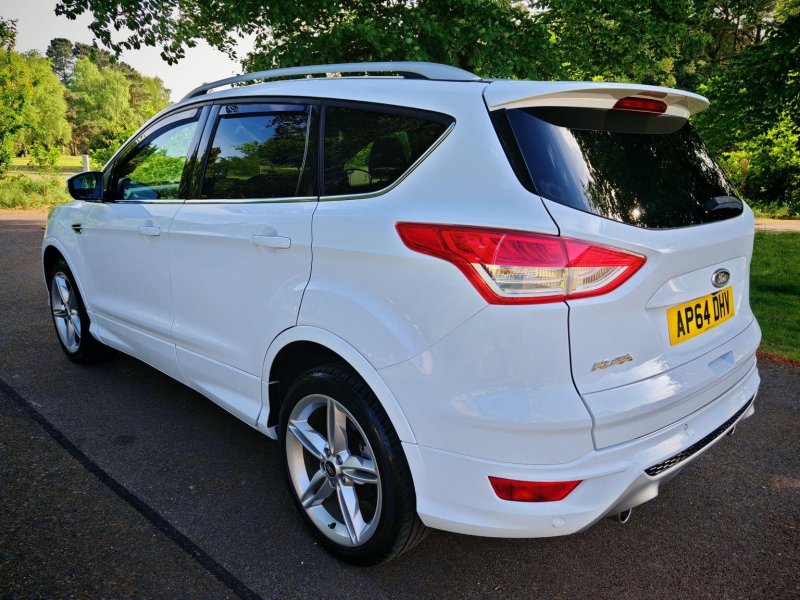 FORD KUGA