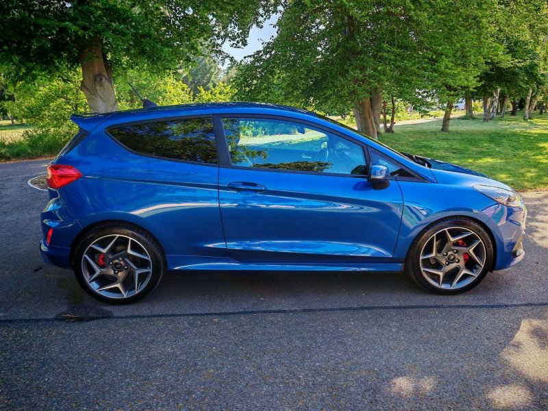 View FORD FIESTA 1.5T EcoBoost ST-3 Euro 6 3dr