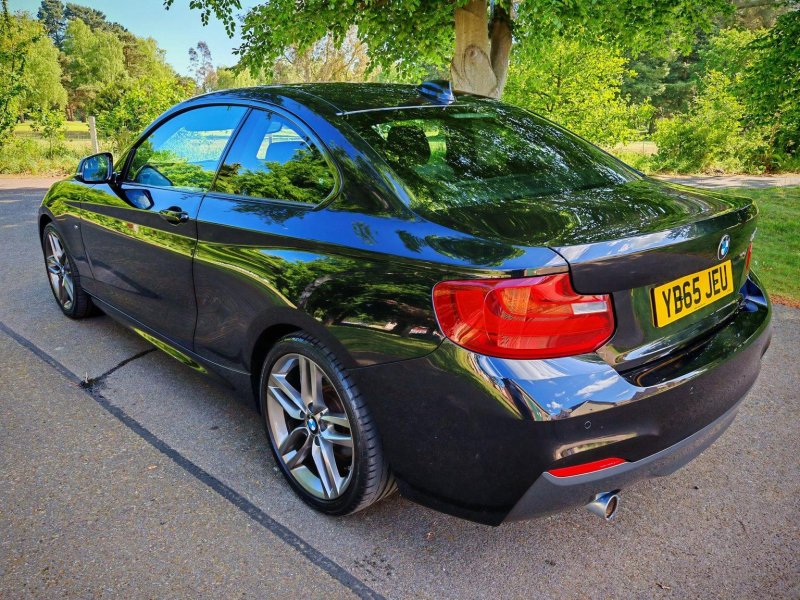 BMW 2 SERIES