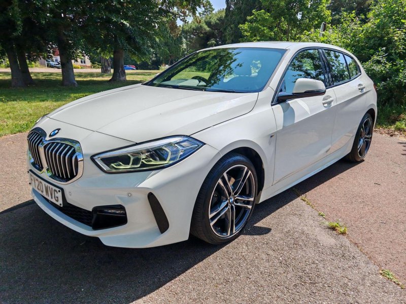 BMW 1 SERIES