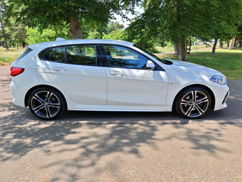 View BMW 1 SERIES 1.5 118i M Sport Euro 6 (s/s) 5dr