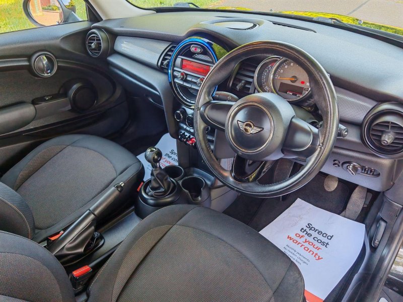 View MINI HATCH 1.5 Cooper Euro 6 (s/s) 3dr