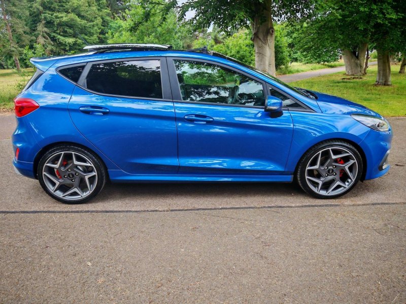 View FORD FIESTA 1.5T EcoBoost ST-3 Euro 6 5dr