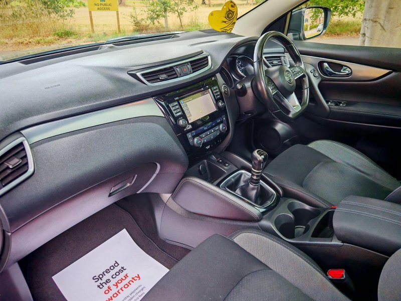 NISSAN QASHQAI