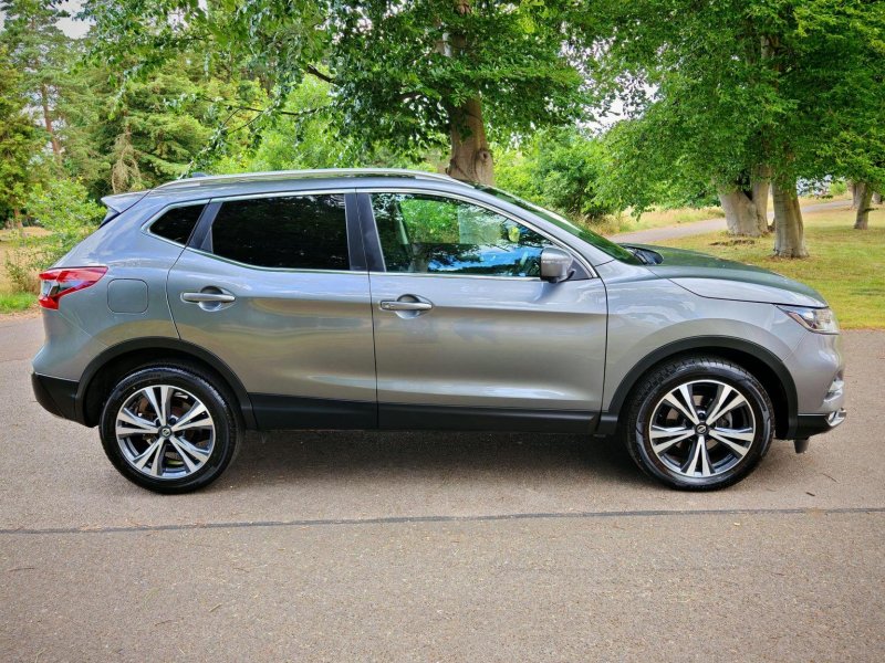 View NISSAN QASHQAI 1.5 dCi N-Connecta Euro 6 (s/s) 5dr