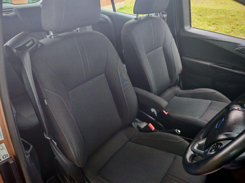 FORD B-MAX