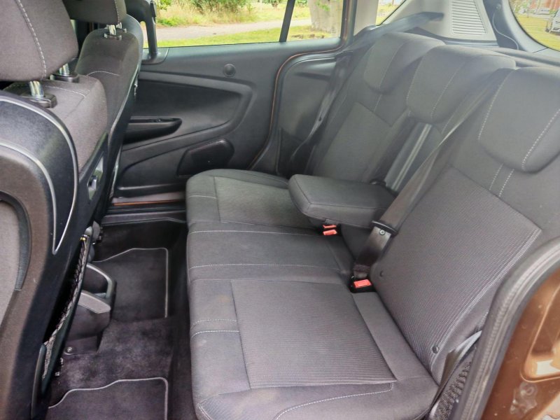 FORD B-MAX
