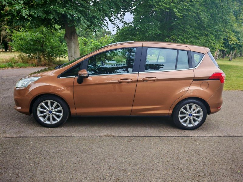 FORD B-MAX