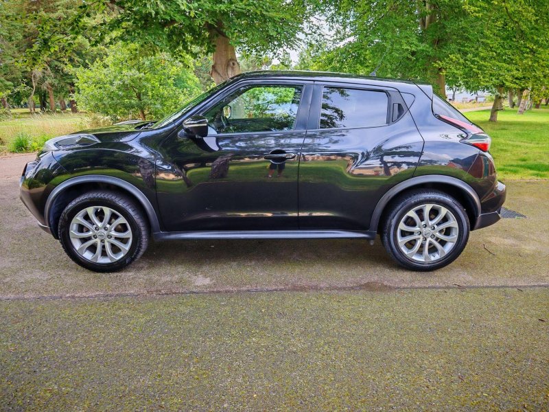 NISSAN JUKE