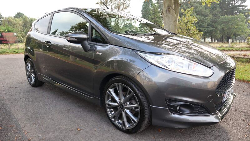 View FORD FIESTA 1.0 T EcoBoost ST-Line (s/s) 3dr