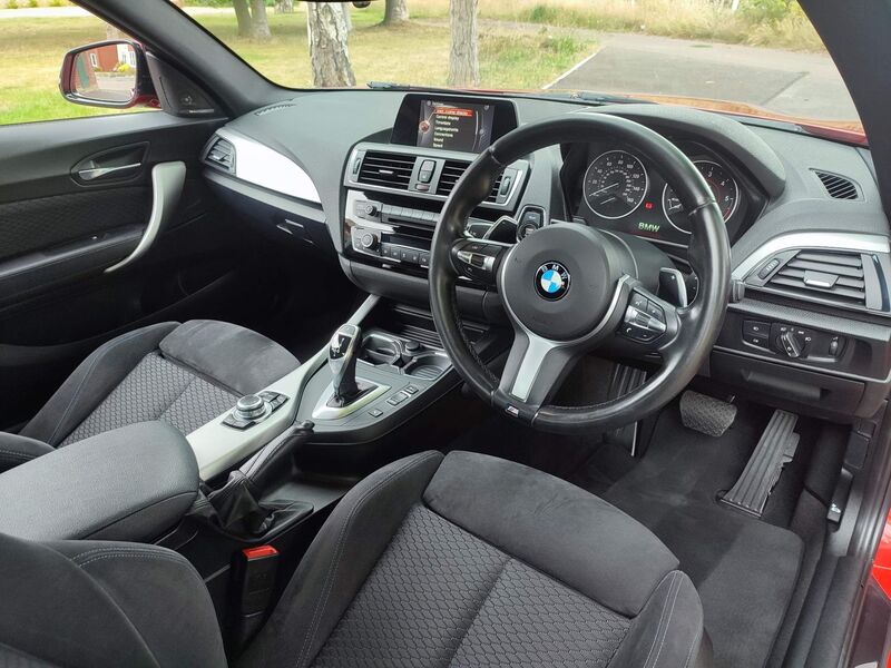 View BMW 2 SERIES 2.0 220d M Sport Auto xDrive Euro 6 (s/s) 2dr