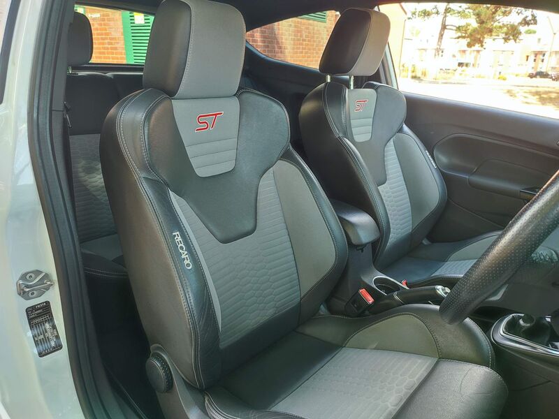 FORD FIESTA