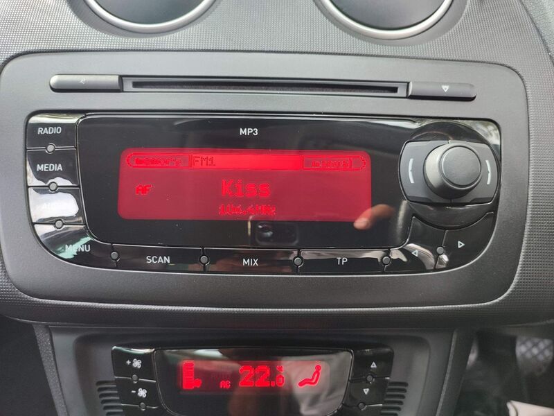 SEAT IBIZA