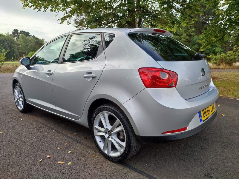 SEAT IBIZA