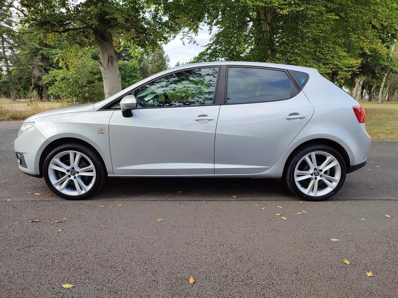 SEAT IBIZA