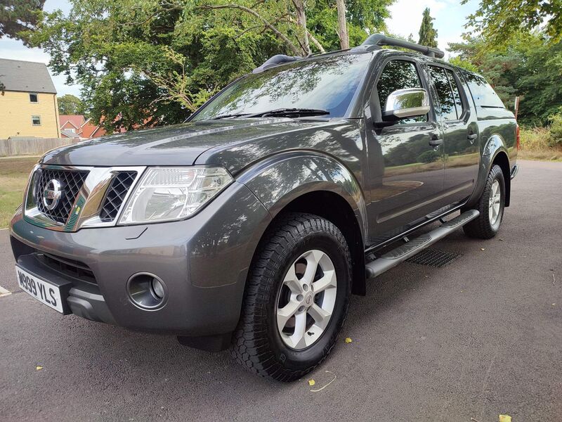NISSAN NAVARA