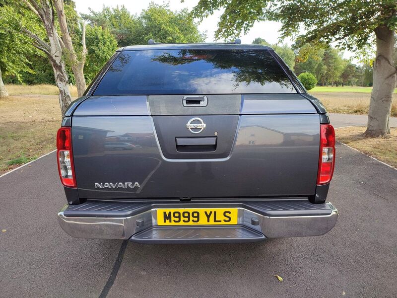 NISSAN NAVARA