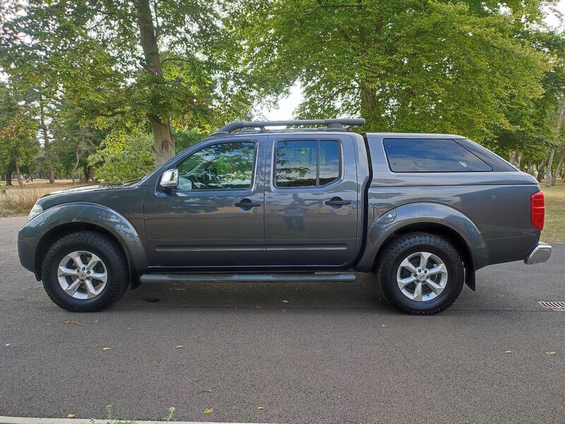 NISSAN NAVARA