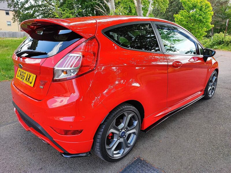 FORD FIESTA