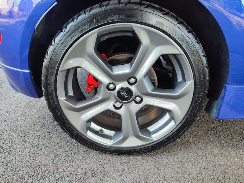 FORD FIESTA