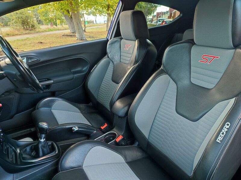 FORD FIESTA