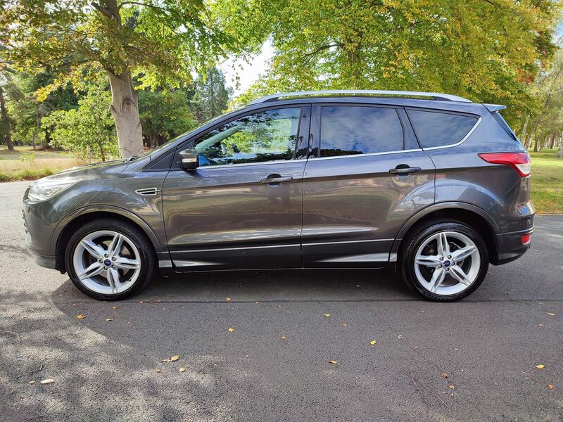 FORD KUGA