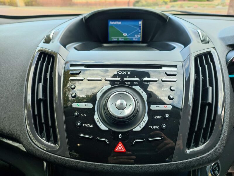 FORD KUGA