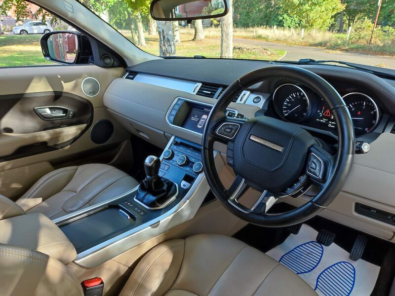 LAND ROVER RANGE ROVER EVOQUE