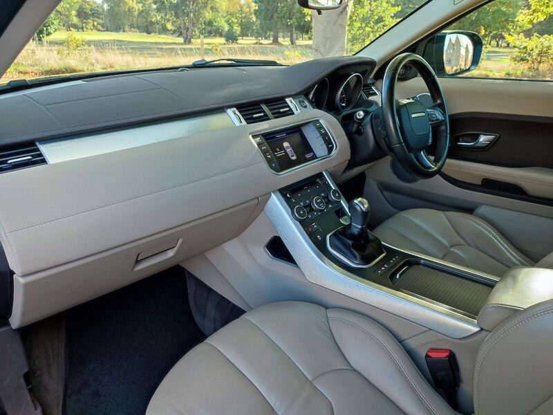 LAND ROVER RANGE ROVER EVOQUE