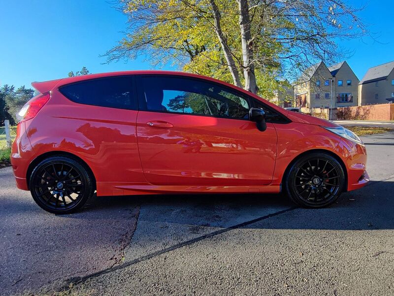 View FORD FIESTA 1.6T EcoBoost ST-2 Euro 5 3dr