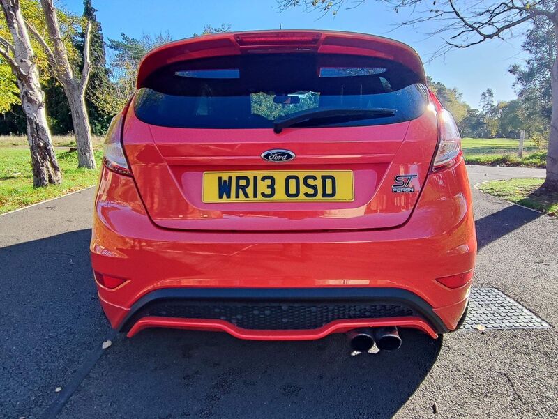 FORD FIESTA